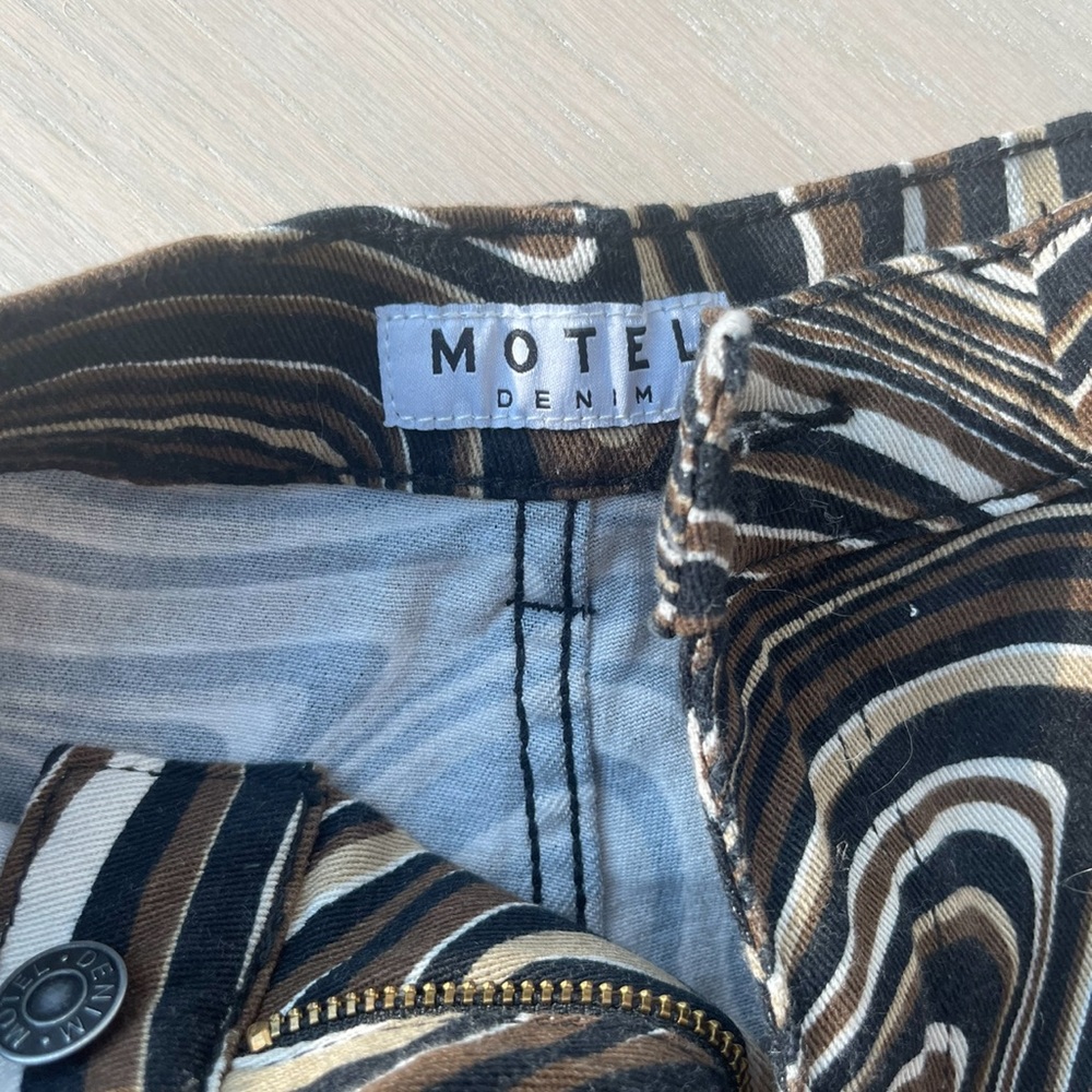 Motel Pants - Picture 2 of 3